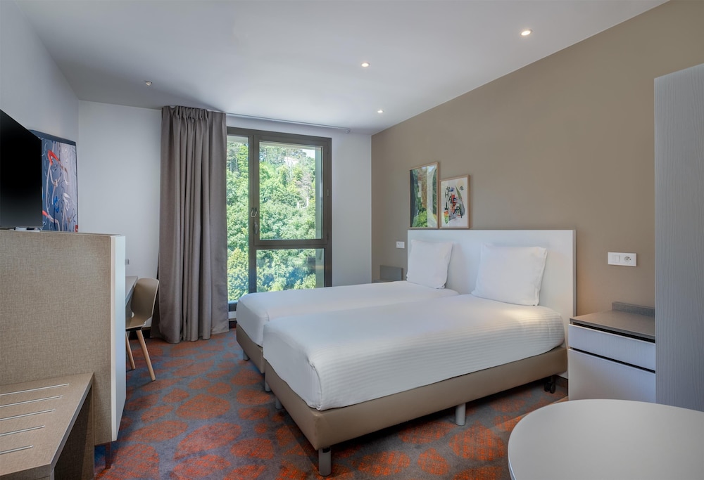 ROOM, TWIN BEDS, ACCESSIBLE