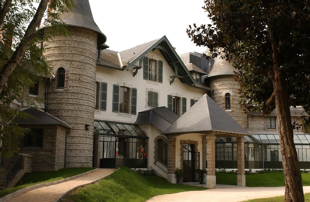 Hotel Villa Navarre 1/52