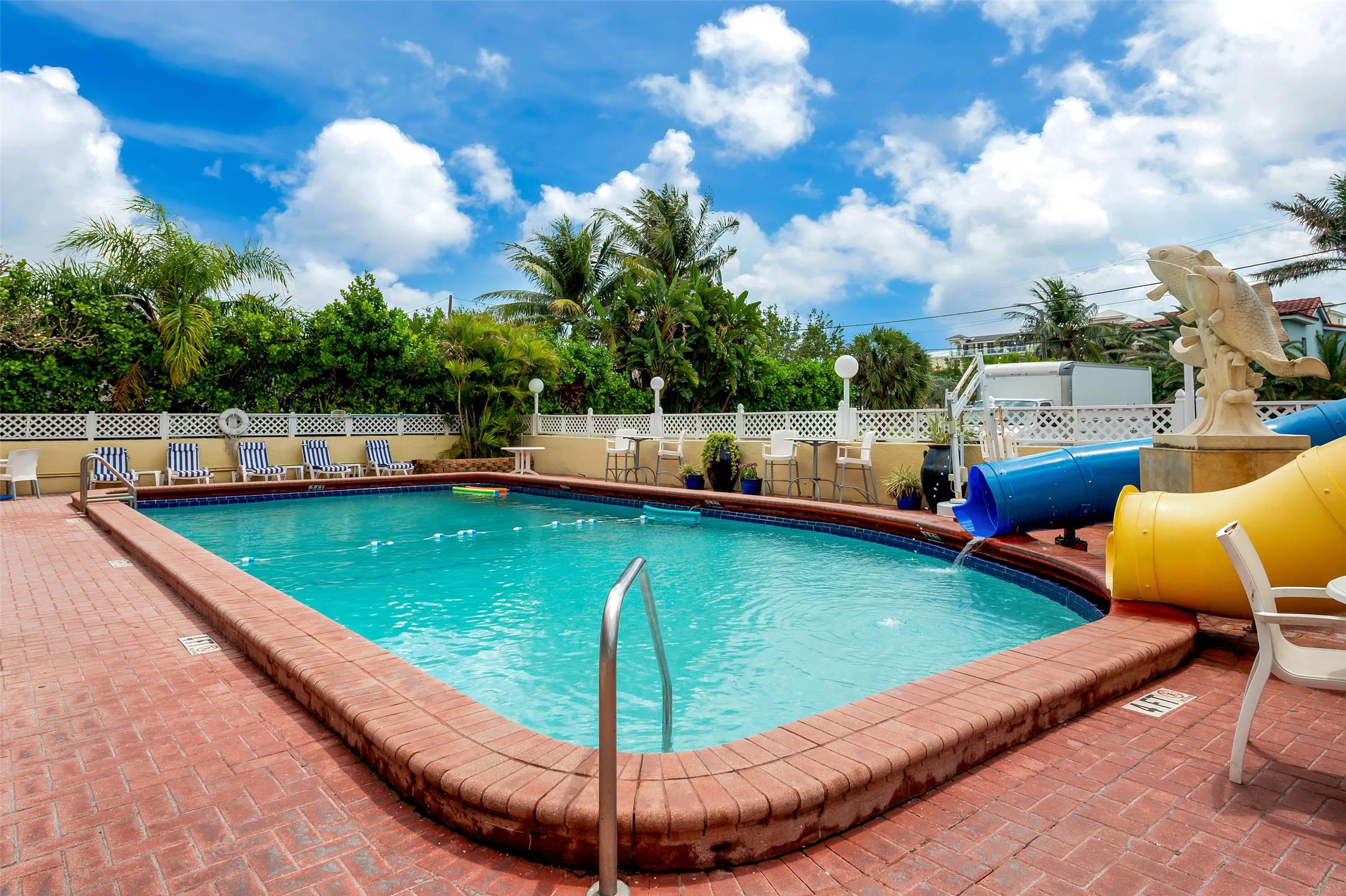 Comfort Inn Oceanside Deerfield Beach 32/46