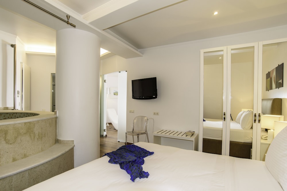 La Mer Deluxe Hotel and Spa 17/75