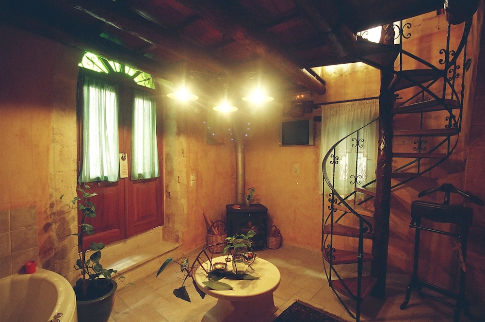 Ifigenia Luxury Suites 39/50