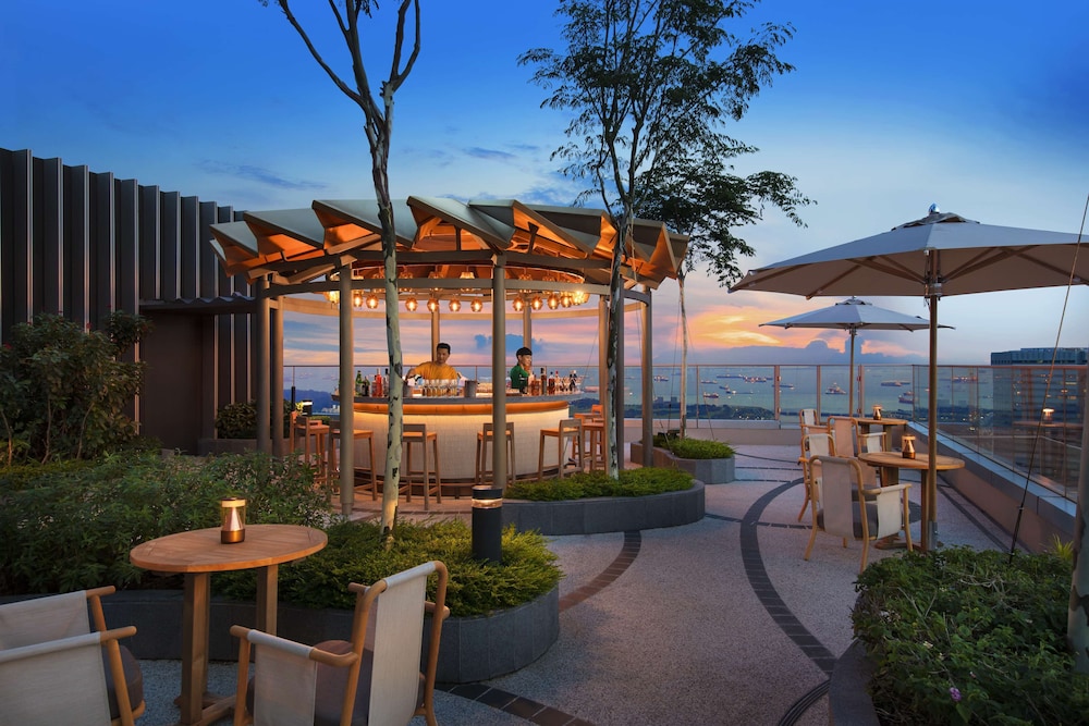 Andaz Singapore 65/69