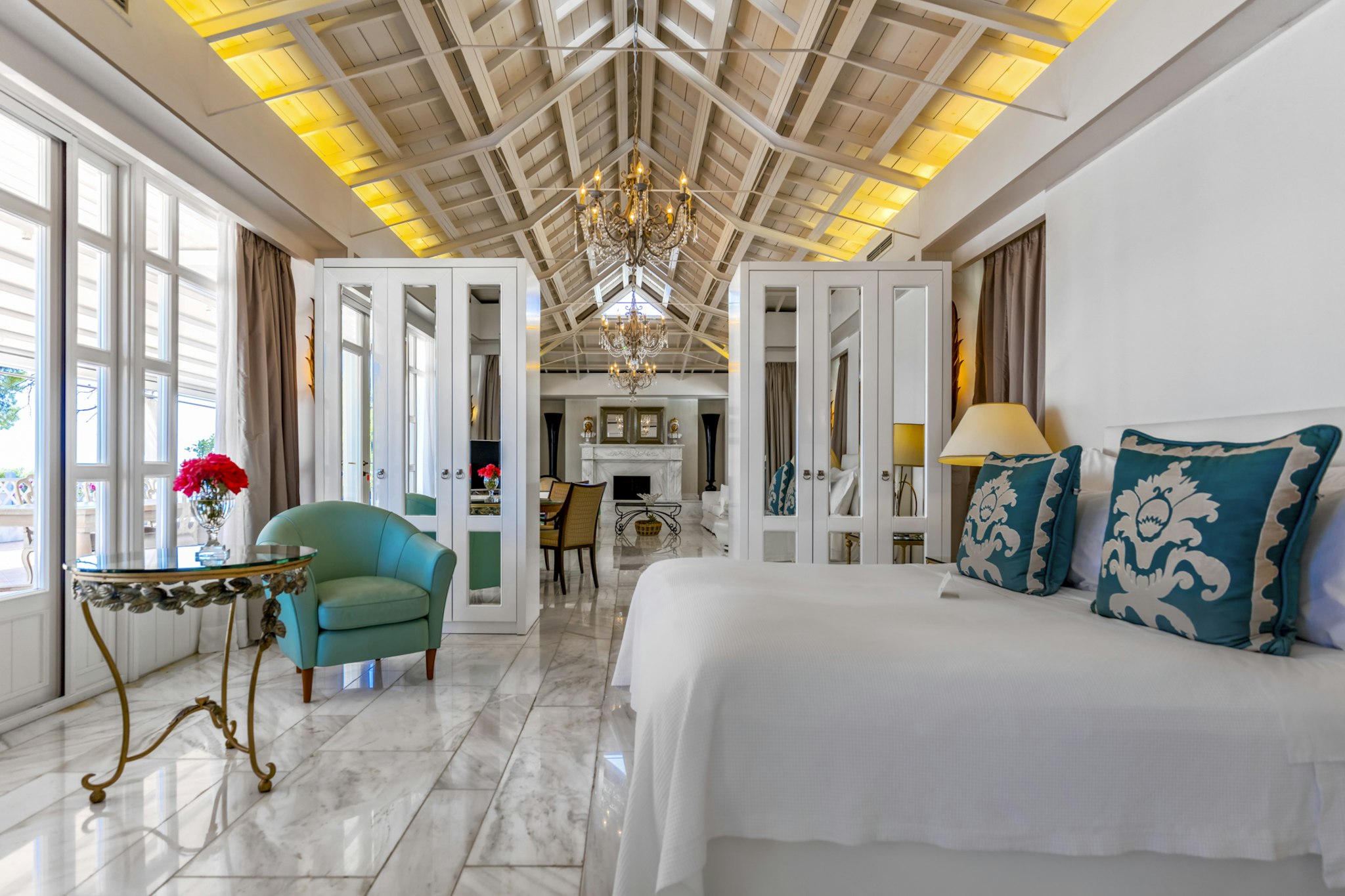 Penthouse Suite, Sea Front
