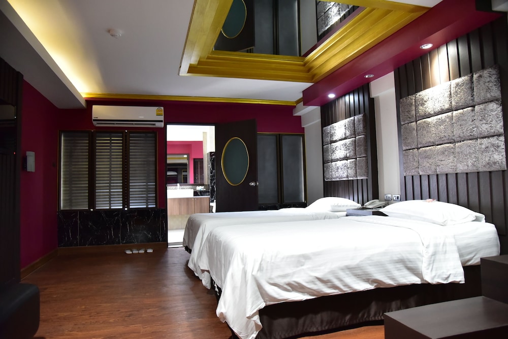 Grand Pink Hotel Hat Yai 13/49