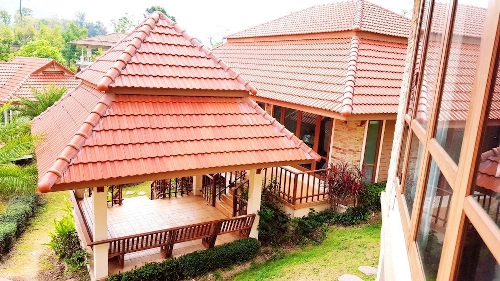 Thongsathit Hill Resort Khao Yai 13/54