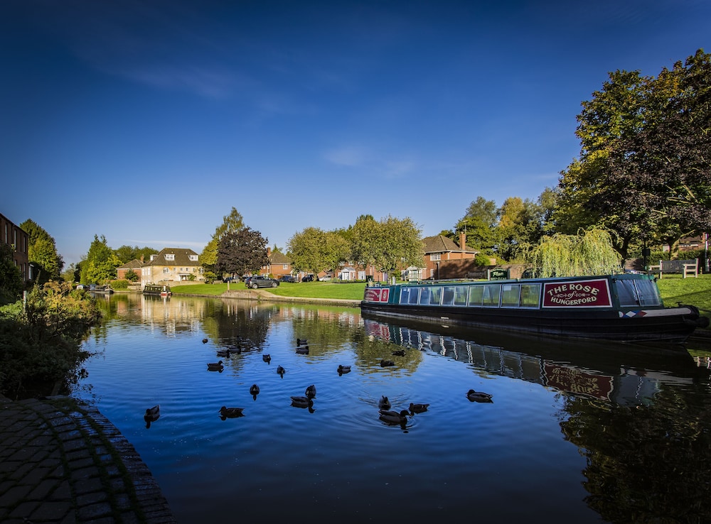 Three Swans Hotel 45/49
