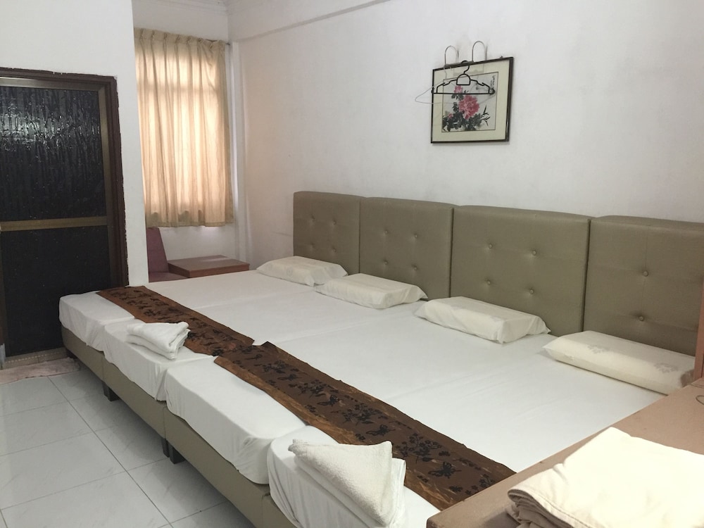 LAI MING HOTEL COSMOLAND 6/33
