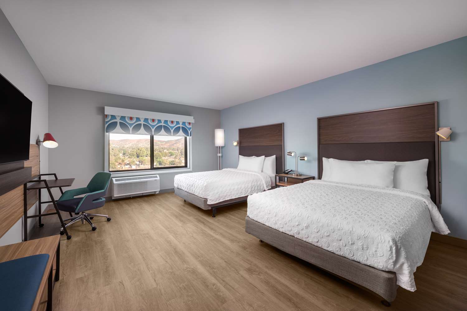 Room, 2 Queen Beds, Bathtub, Accessible