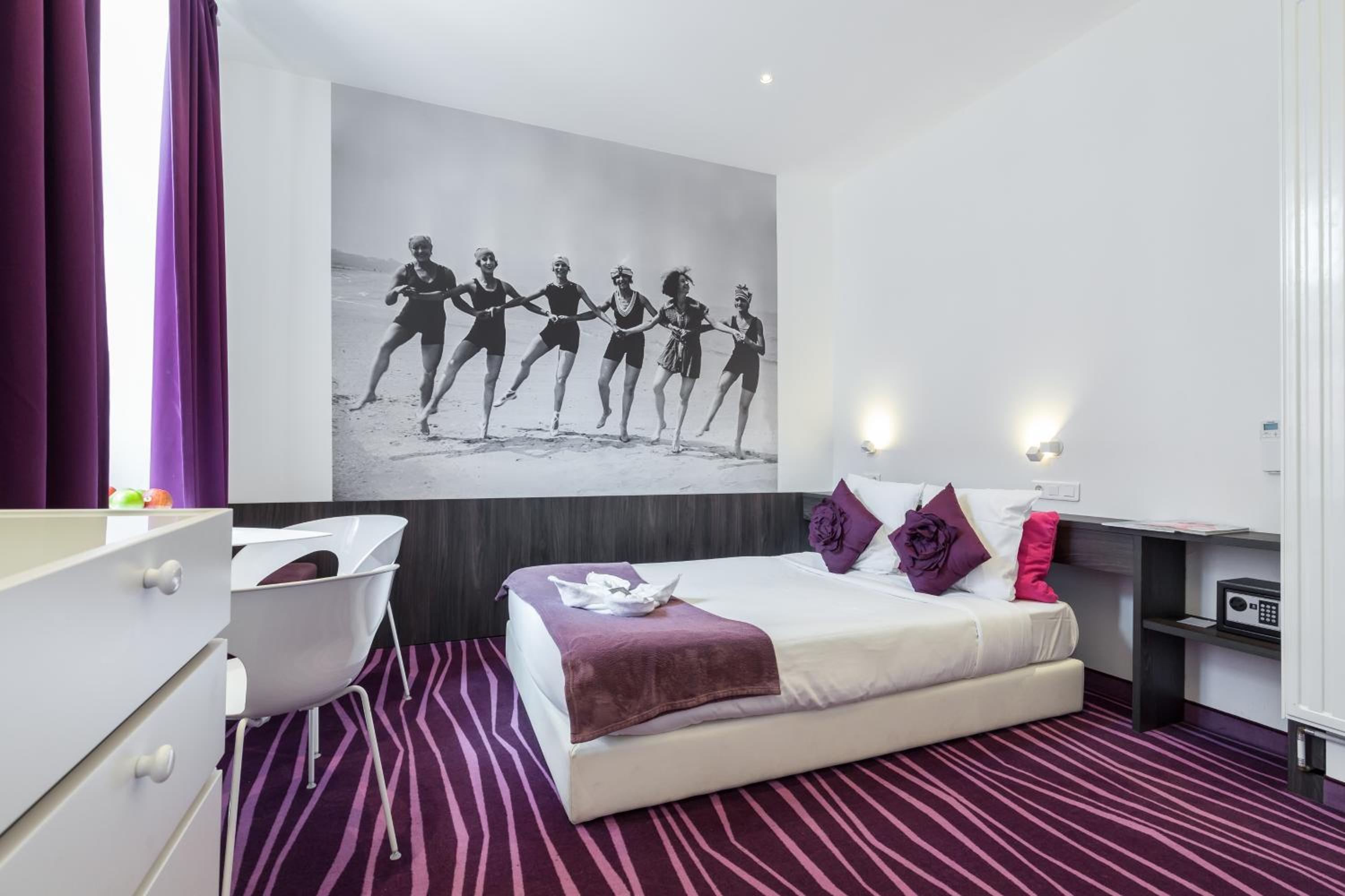Duplex, Studio