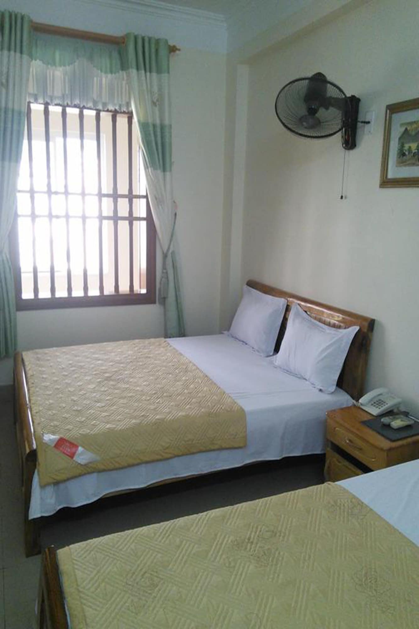 STANDARD, DOUBLE OR TWIN BED