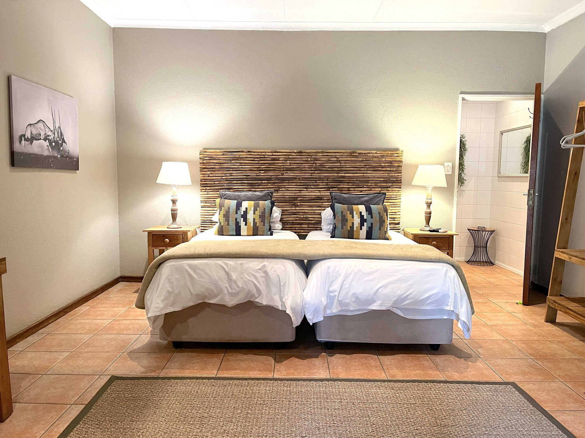 CLASSIC, DOUBLE OR TWIN BED