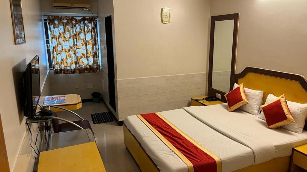 Ganga Sagari Hotel 6/20