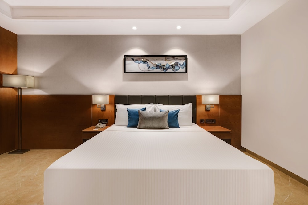 Lemon Tree Premier, Dwarka 20/50