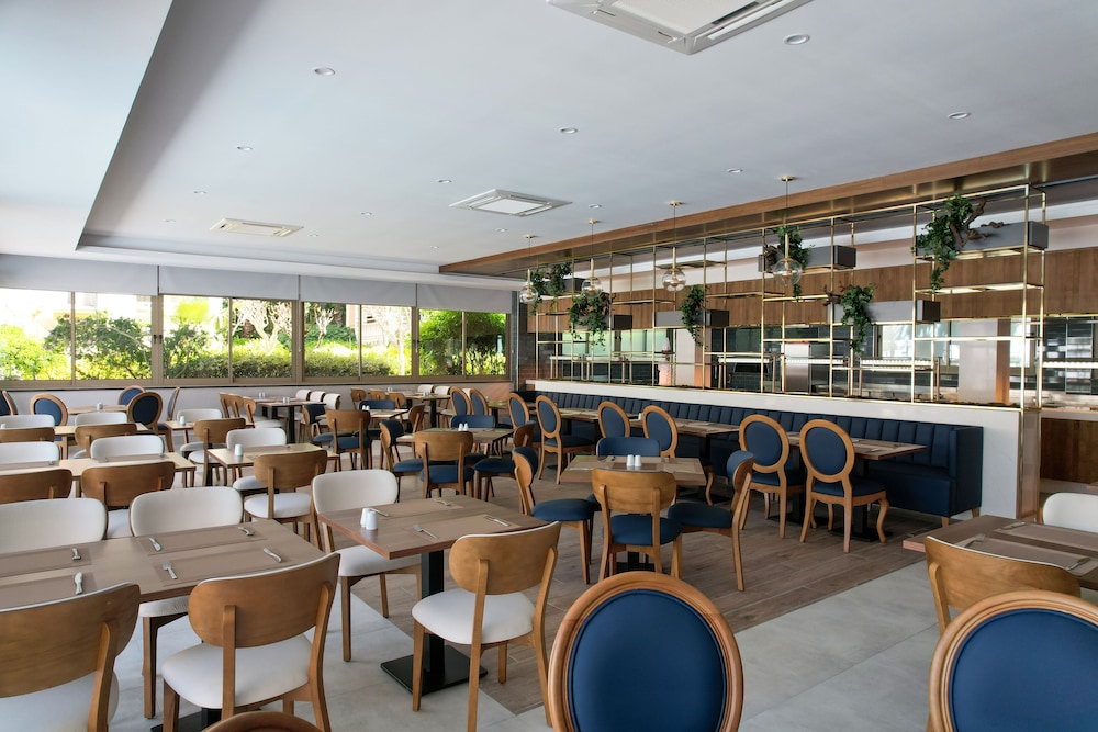 Side Village Hotel 35/46