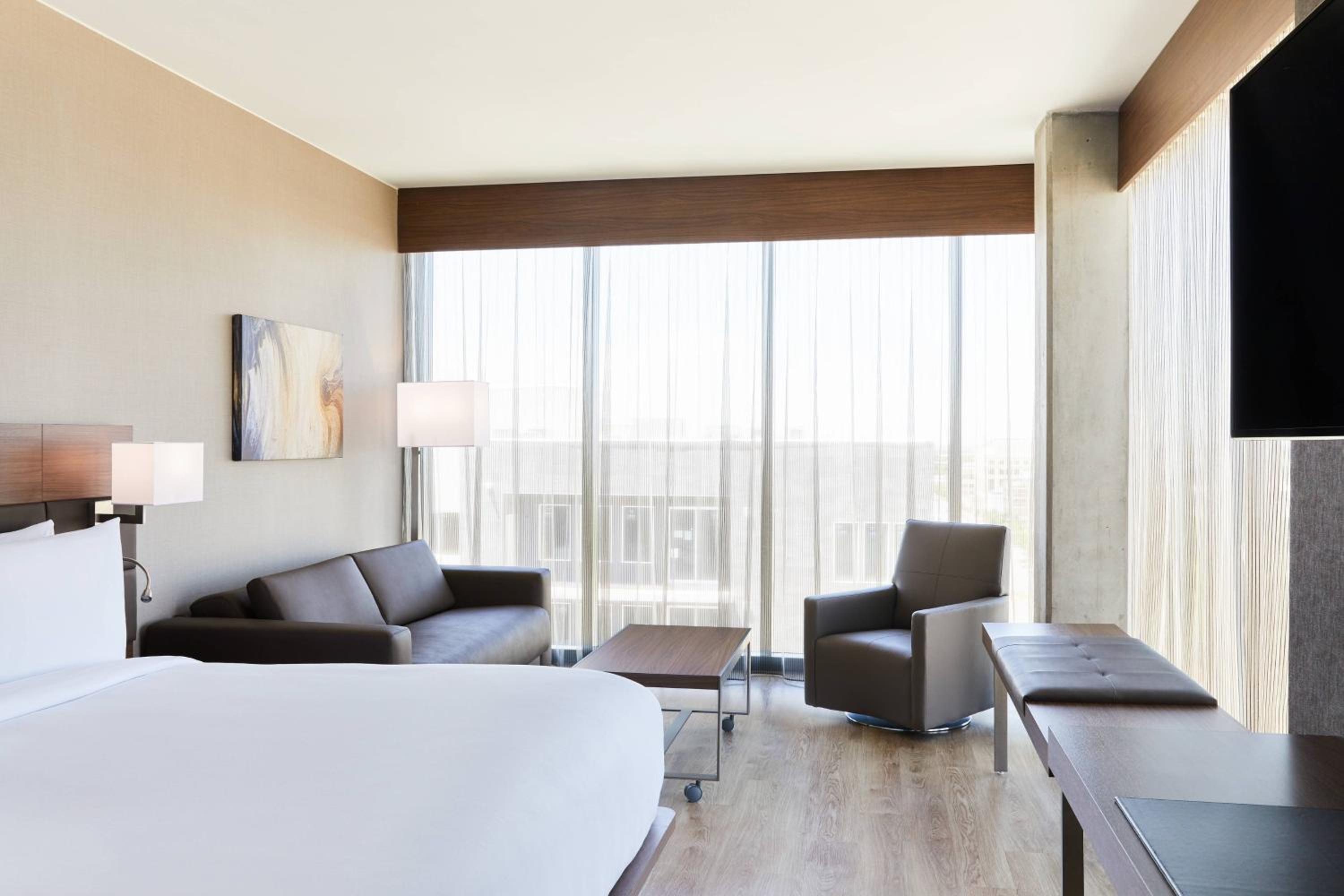 Room, King Bed, City View, Sofa, Corner