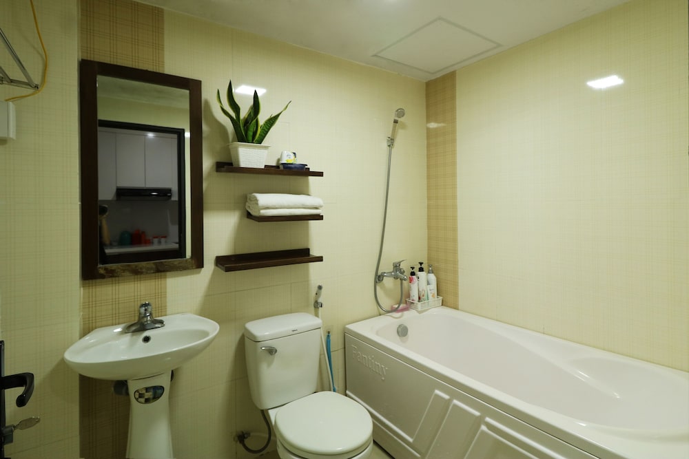iStay Hotel Apartment 1 49/55