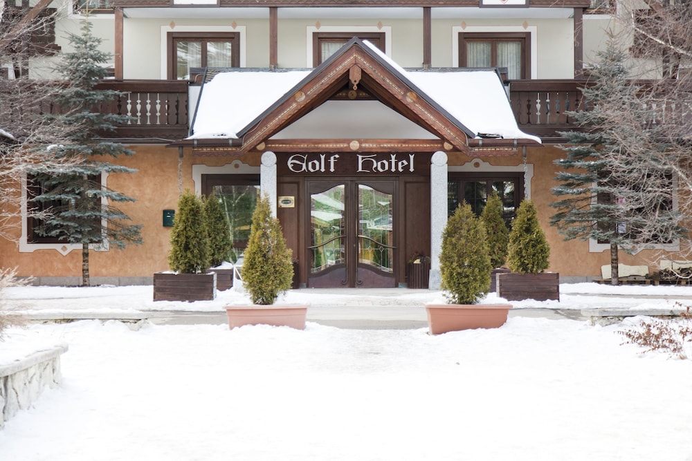 GOLF HOTEL 3/76