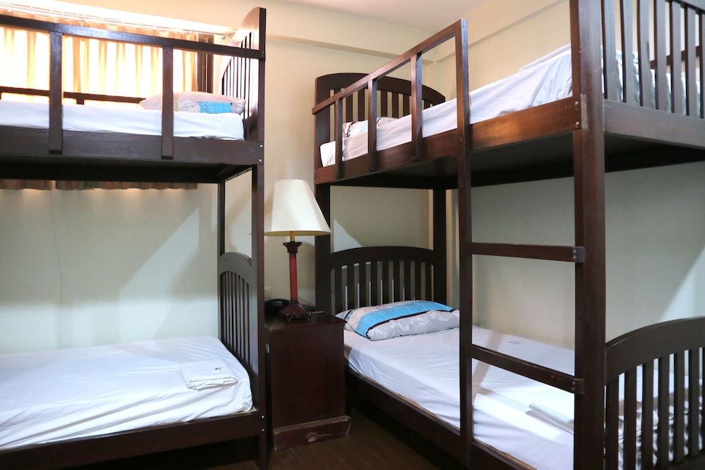 Metro Vigan Inn 50/70