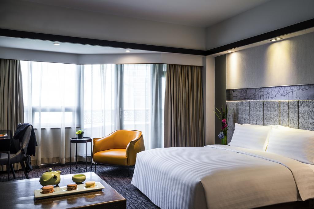 Executive, Double or Twin Bed
