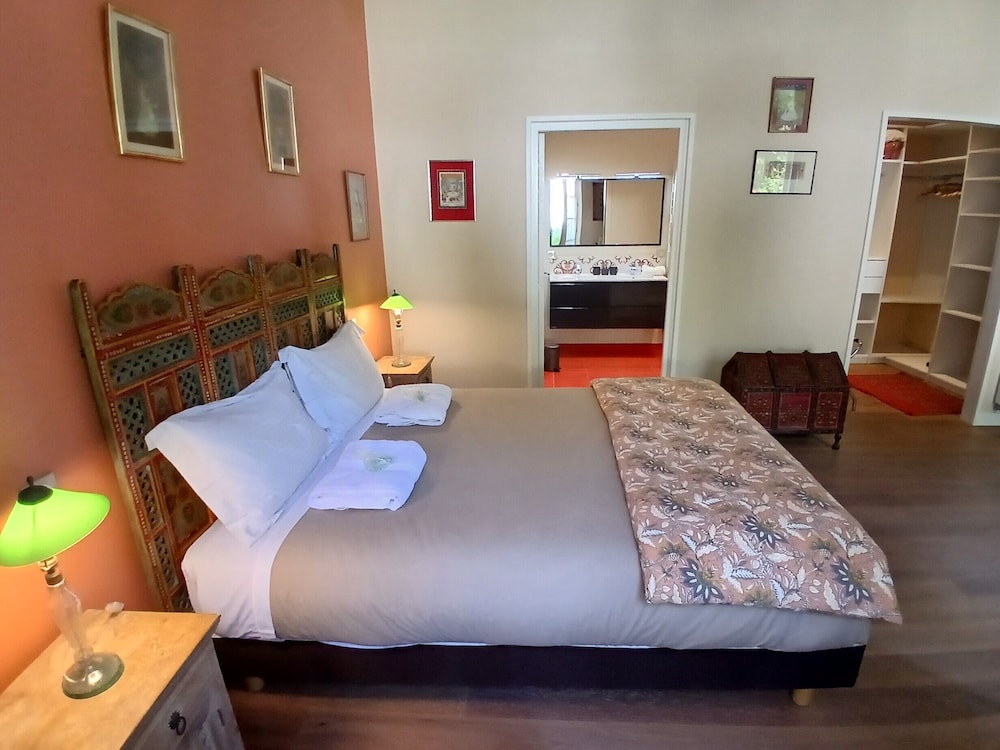 EXCLUSIVE, DOUBLE BED, GARDEN VIEW