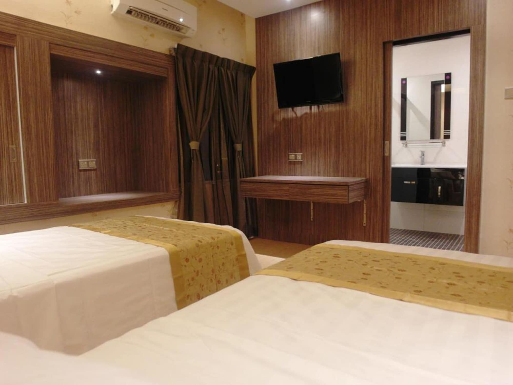 STANDARD, TWIN BEDS