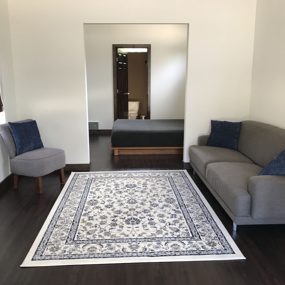 Mandala Springs Wellness Retreat Center 54/75