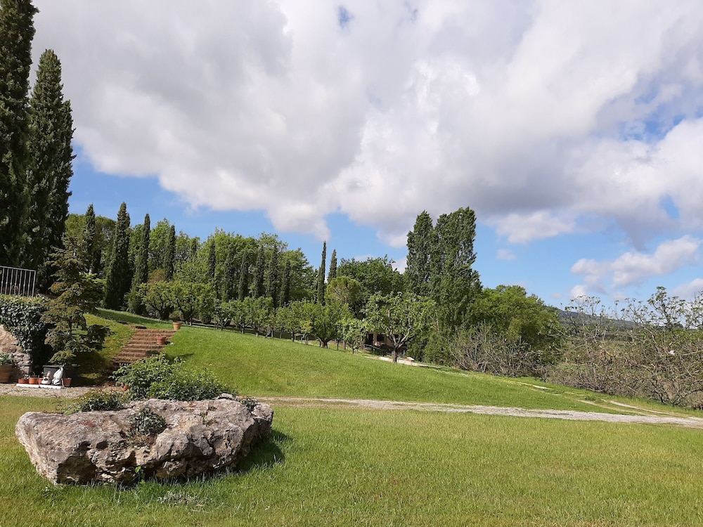 Agriturismo La Sovana 67/75