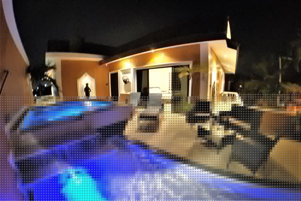 Hide Land Pattaya - Luxurious Tropical Villa 77/97