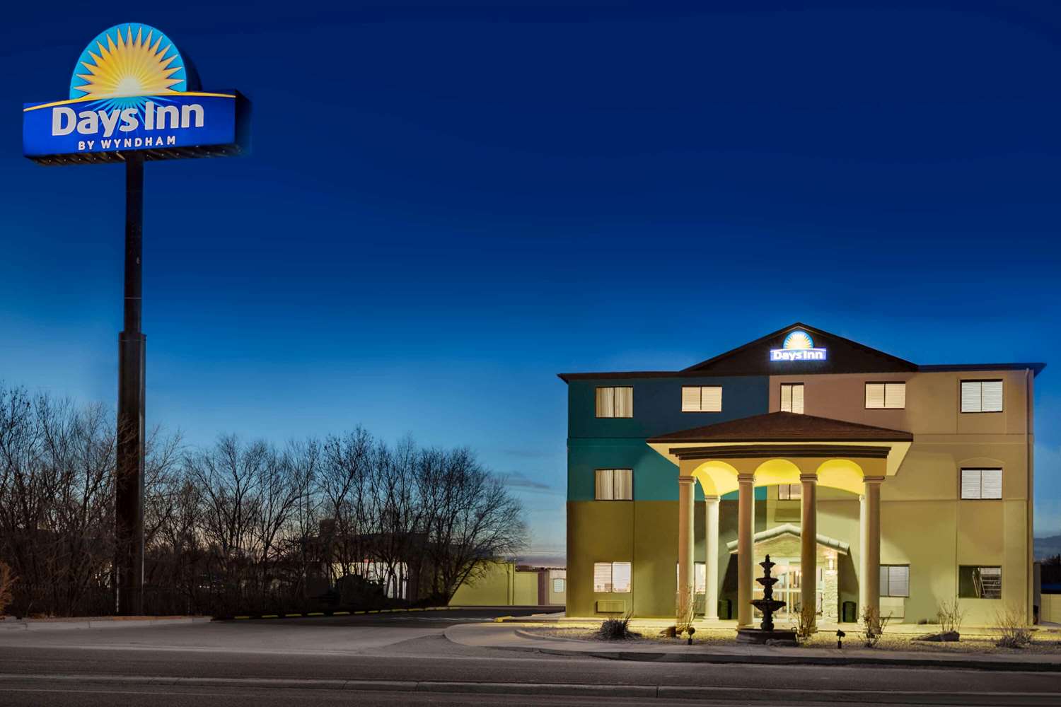Days Inn by Wyndham Bernalillo 2/43