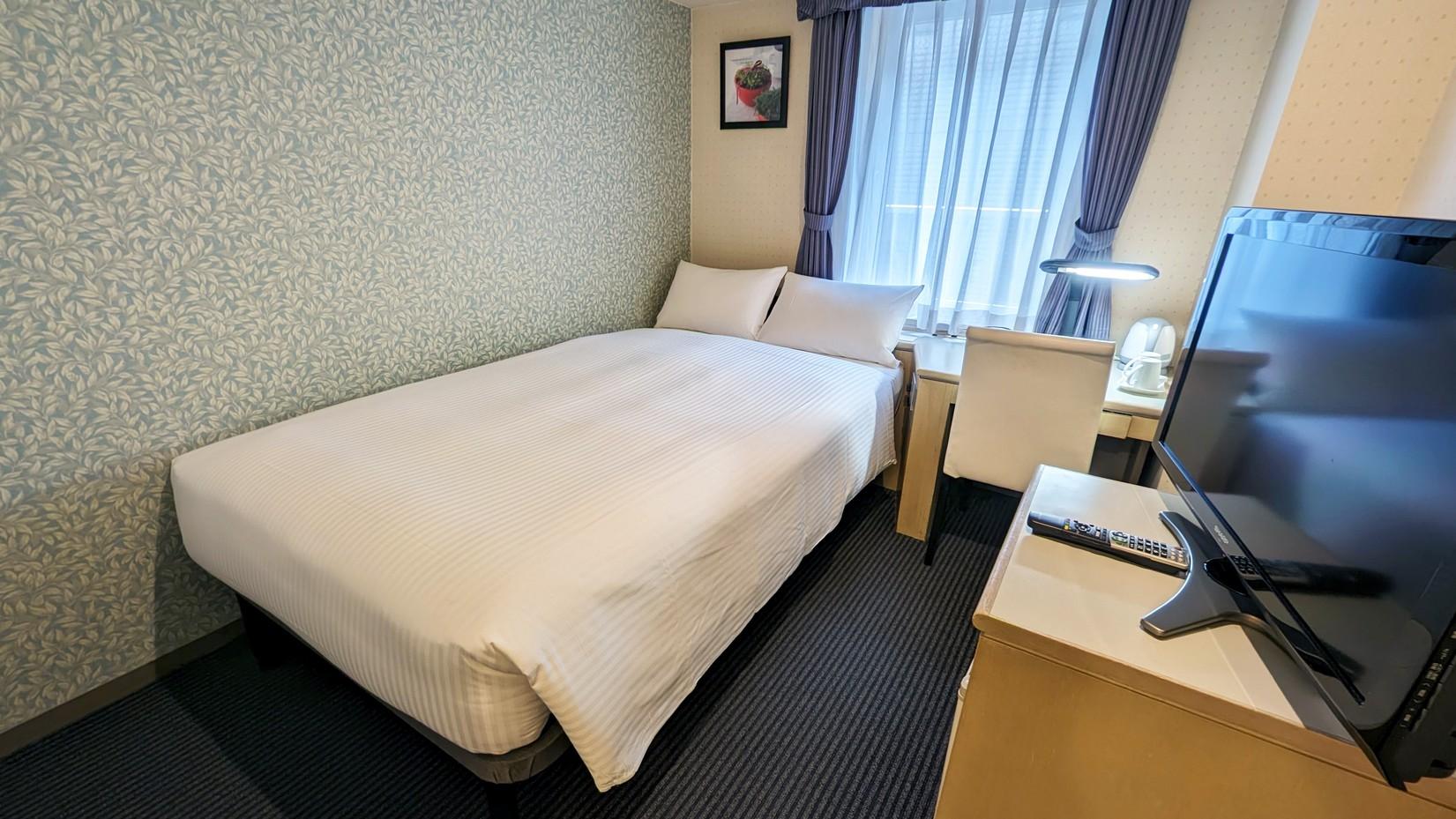 Semi Room, Single, Semi Double Bed