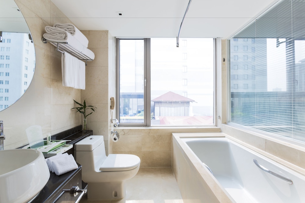 Holiday Inn Aqua City 27/76