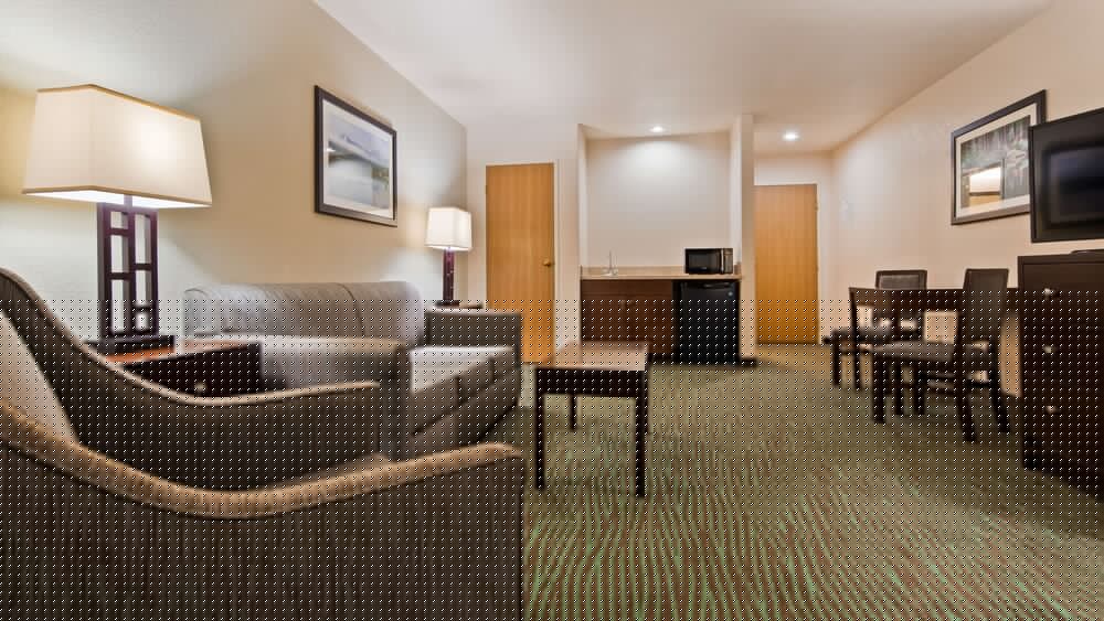 Best Western Plus Eagle/Vail Valley 32/41