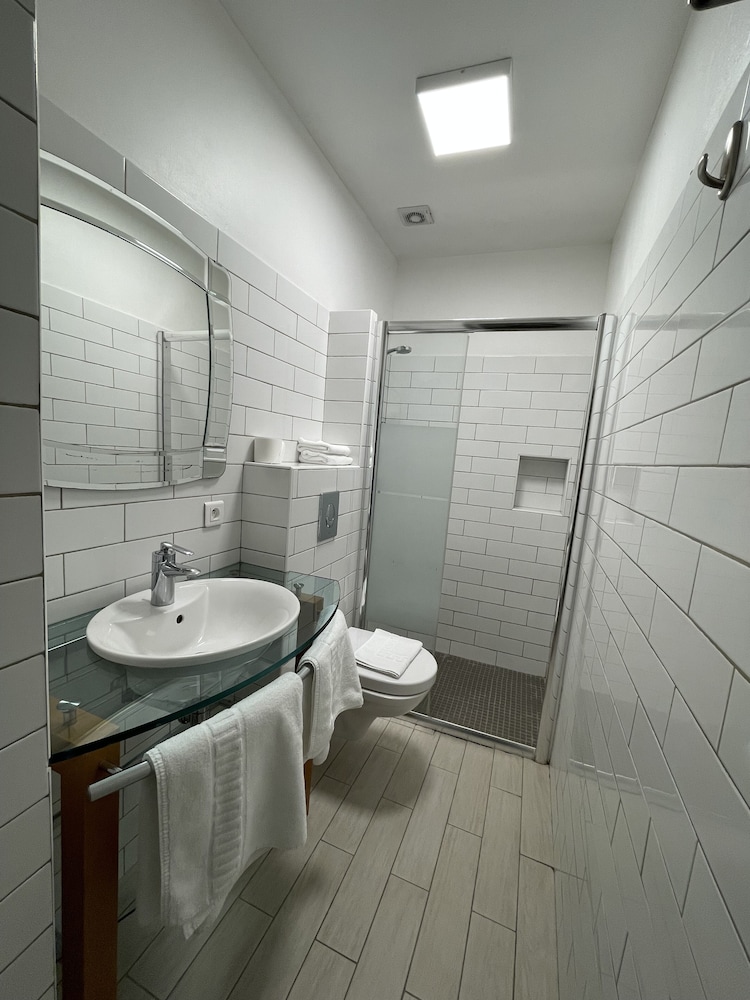Hotel Mistral Comedie Saint Roch 30/57