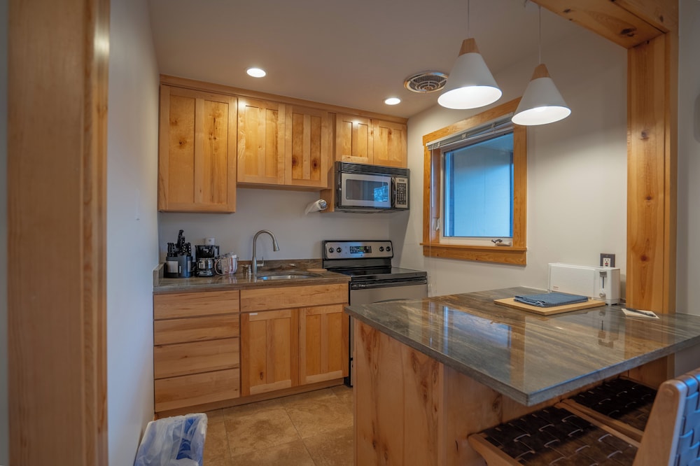 Treasure Mountain Inn 37/50