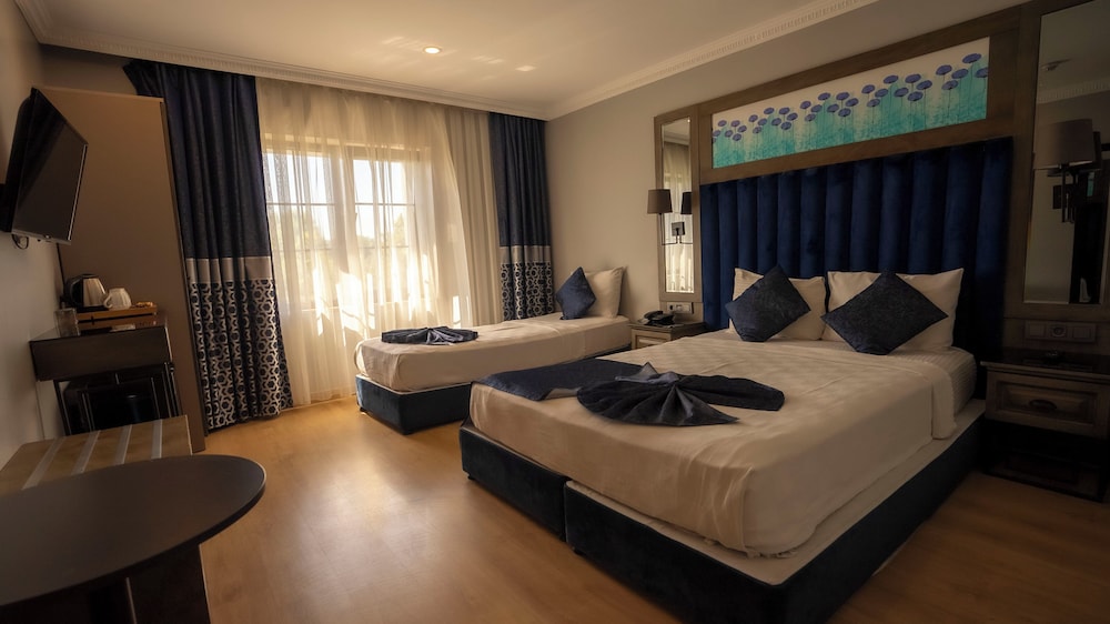 Farina Hotel by Cigno 17/50