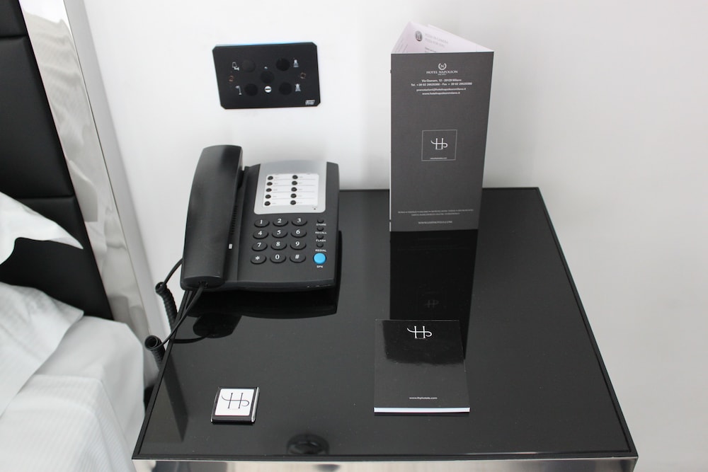 LHP Hotel Napoleon 33/64