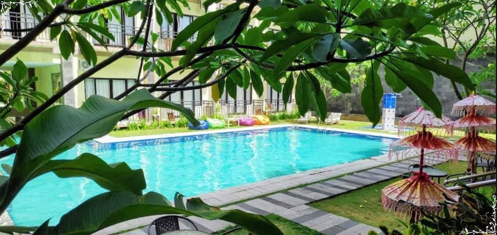 The Aromas Of Bali Hotel And Residence 43/48