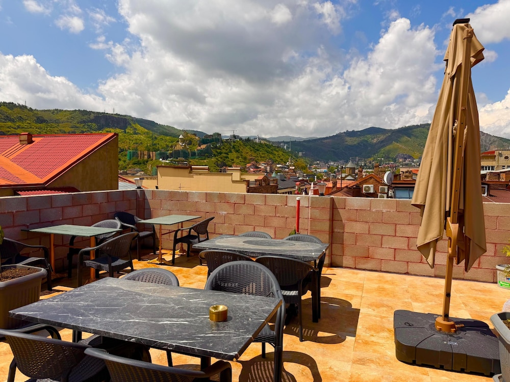 Mit Hotel Tbilisi 41/59