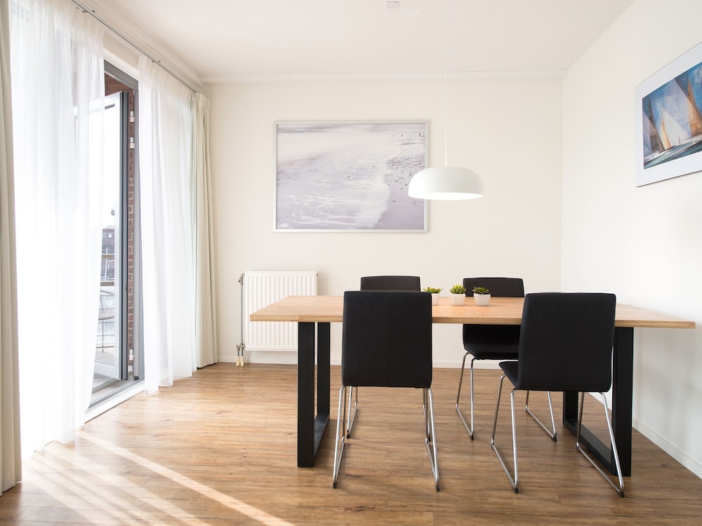 BizStay Harbour Scheveningen Apartments 40/50