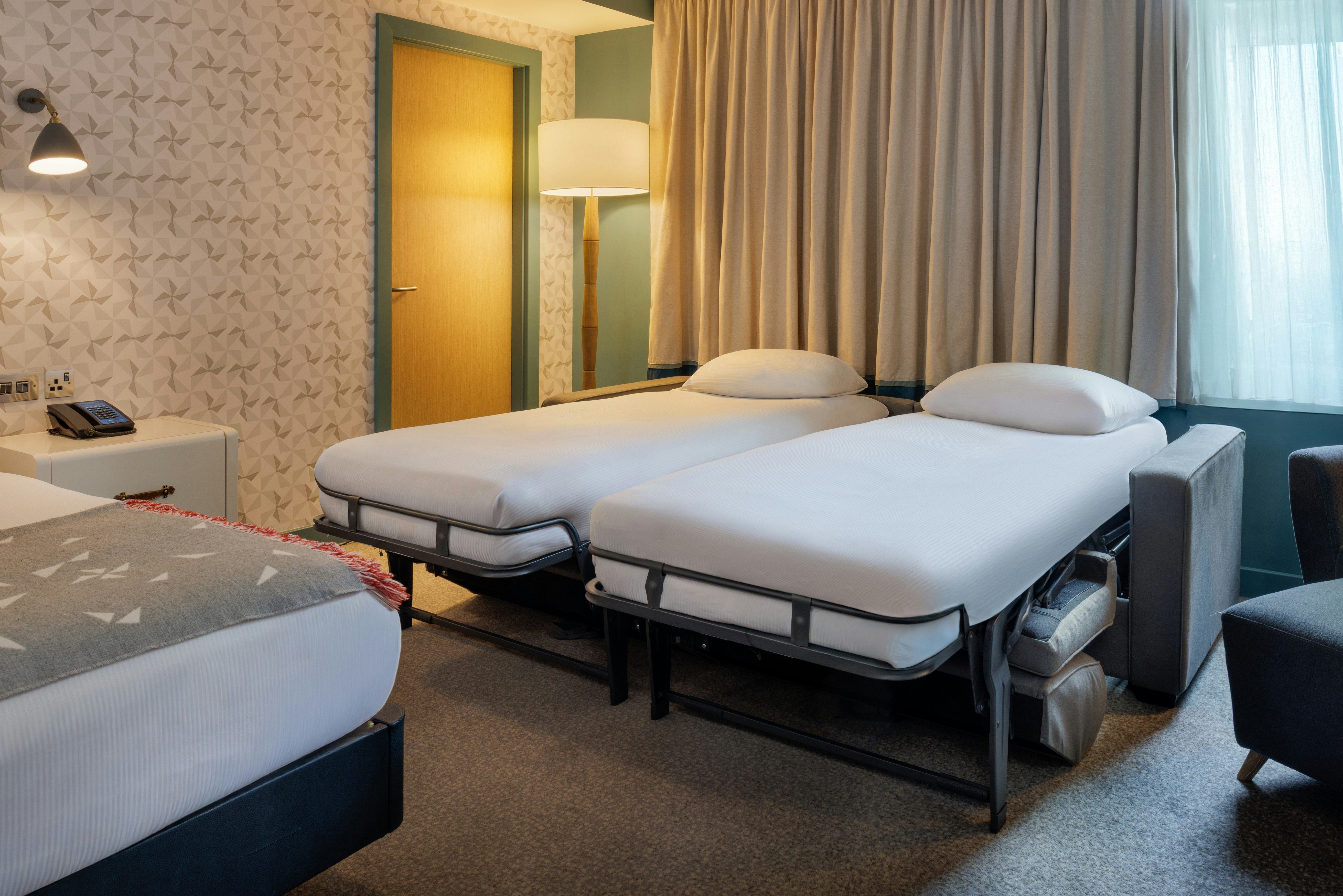 غرفة عائلية بسرير كينج، Hilton Bournemouth 7/10
