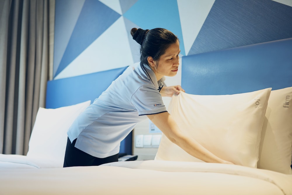 ピナクル ホテル(Holiday Inn Express Singapore Serangoon) 写真2