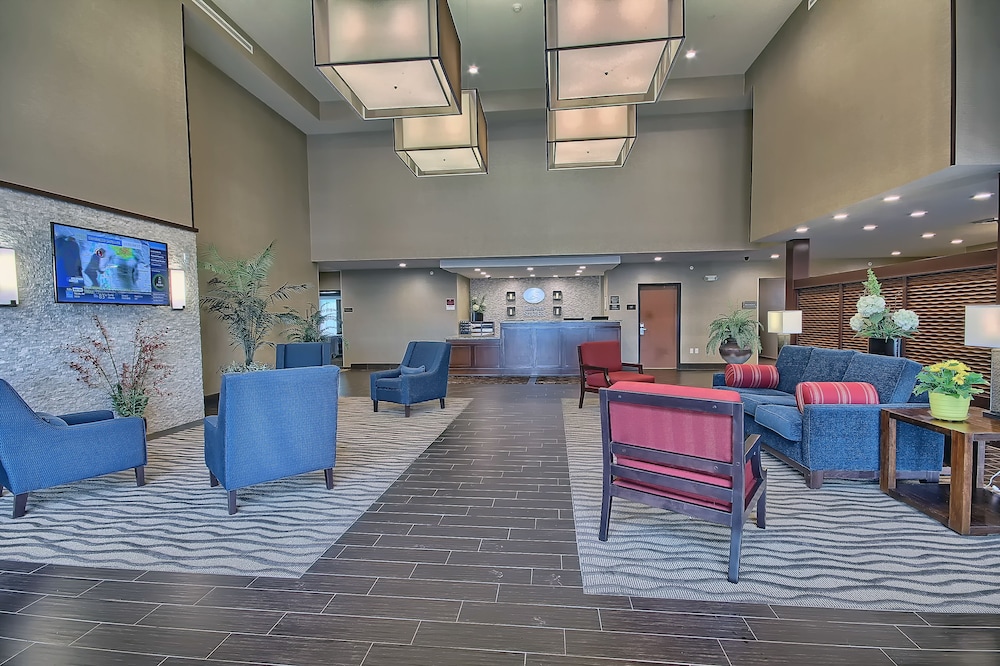 Comfort Suites Marietta Parkersburg 7/49