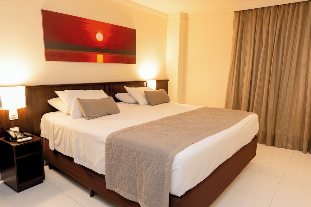 Deluxe, Queen Bed