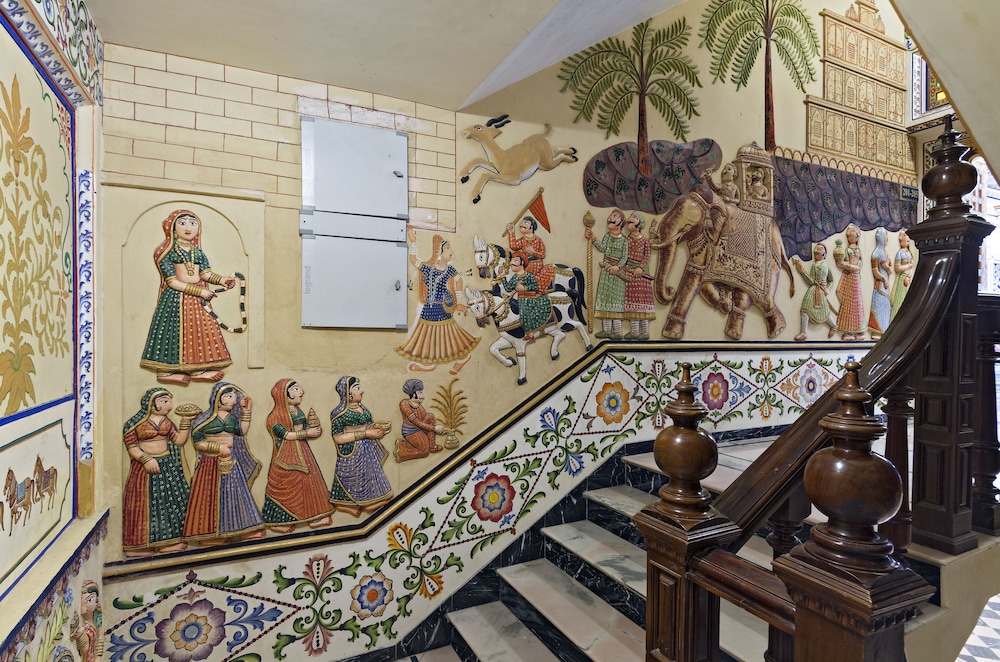 Chunda Palace 23/49