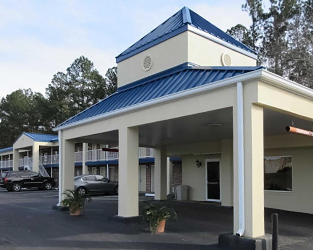 Rodeway Inn Walterboro I-95 1/8
