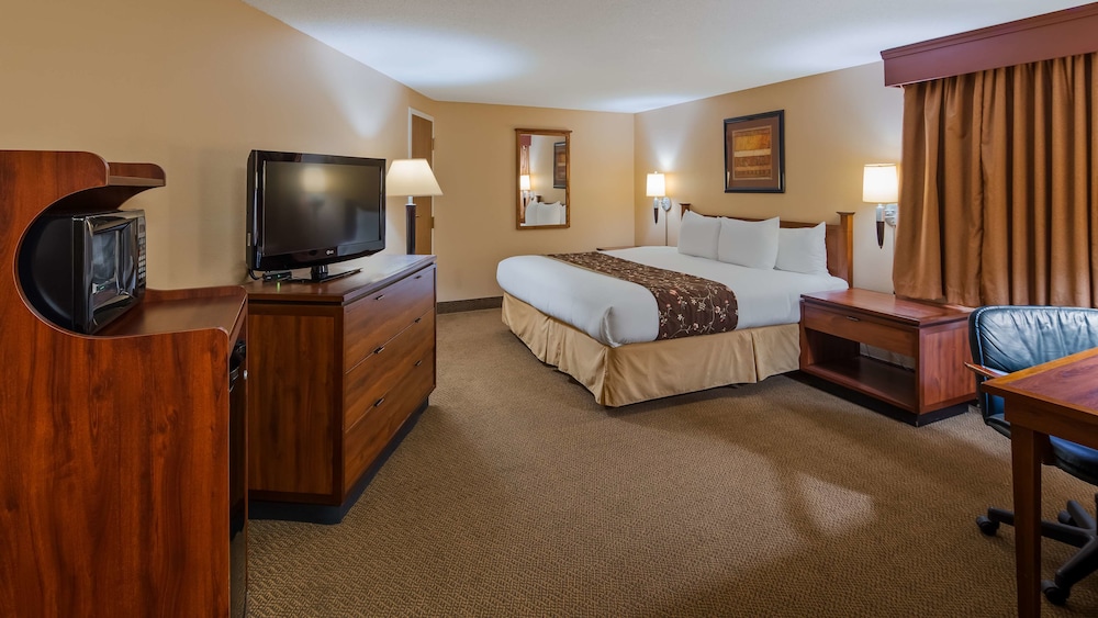Quality Inn & Suites Black River Falls I-94 29/52