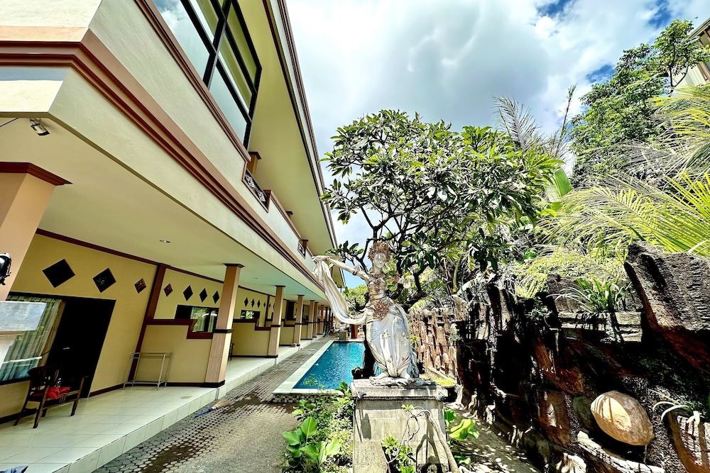 Taxa Hotel Bali 1/17