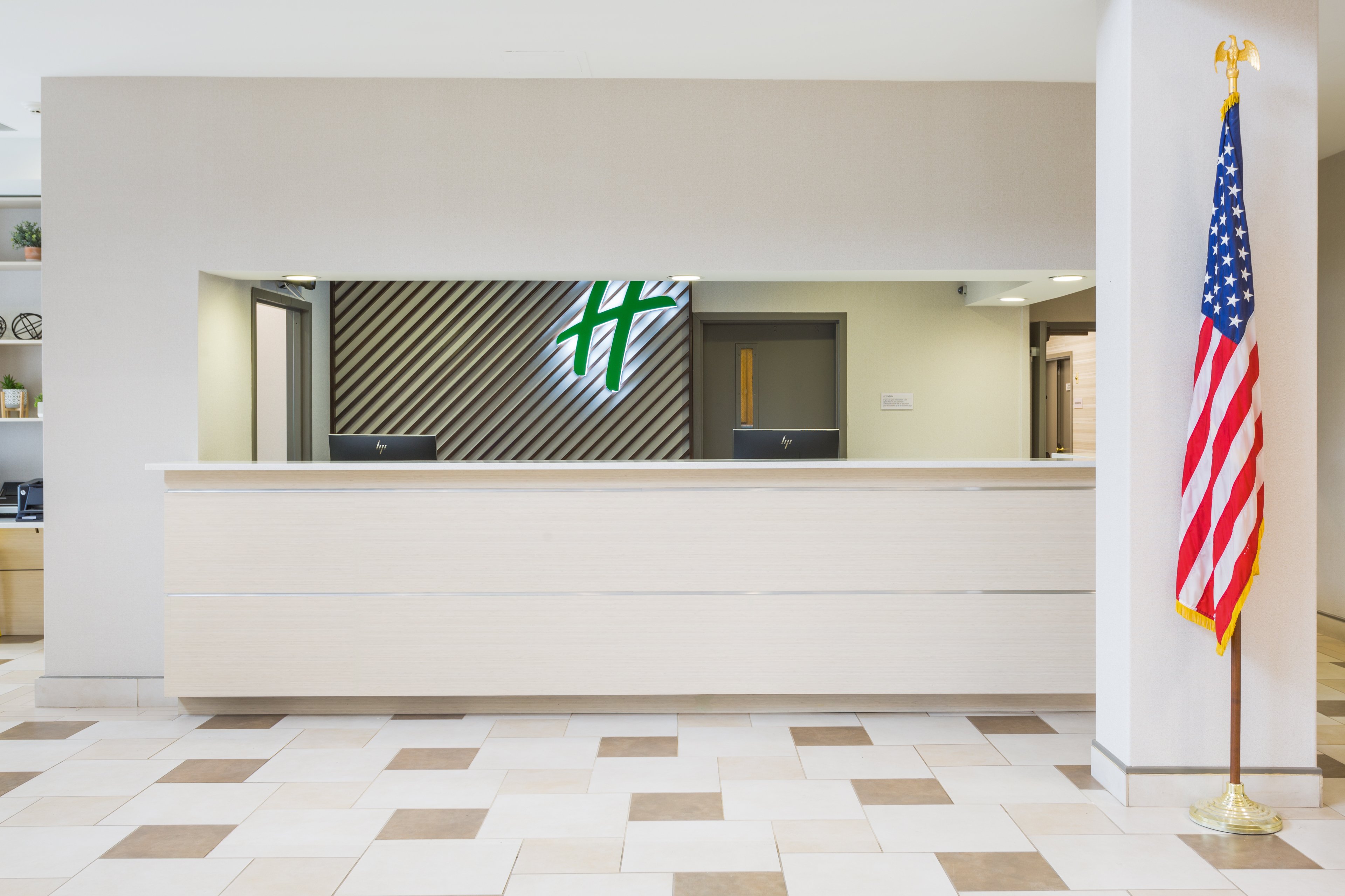 Holiday Inn Timonium Baltimore North 7/29