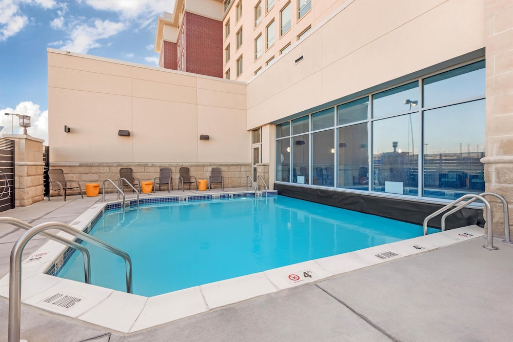 Drury Inn & Suites Colorado Springs 47/50