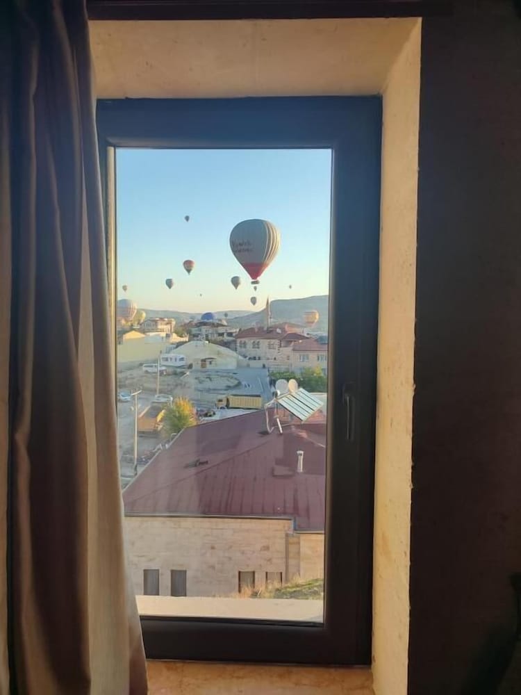 Balloon View Hotel 4/49